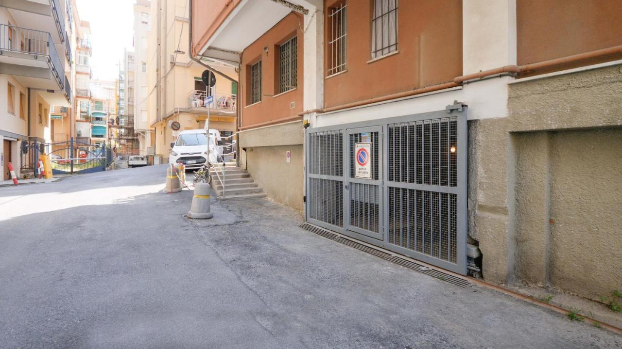 Babyaccommodation Family Panoramic II Pietra Ligure Exterior foto